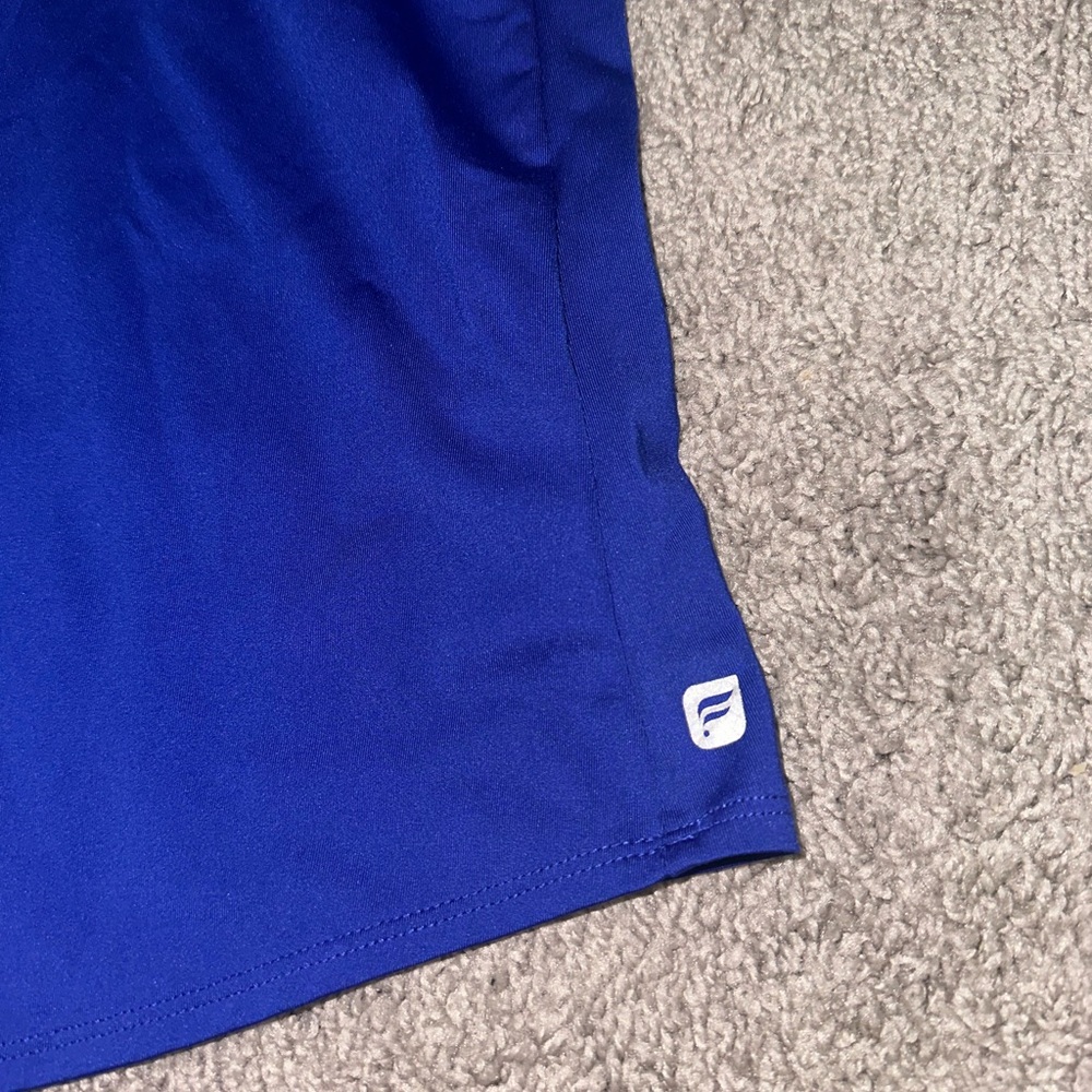 Fabletics top - Picture 2 of 4